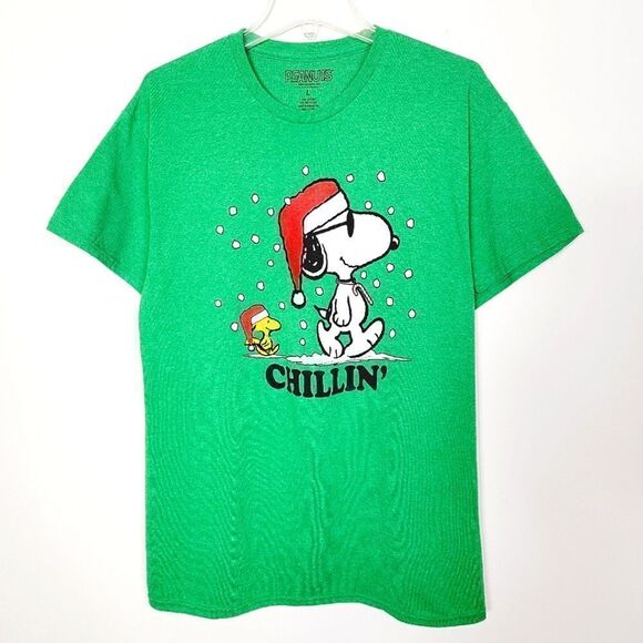 PEANUTS Snoopy Santa and  Woodstock Chillin Tee L - Picture 1 of 4